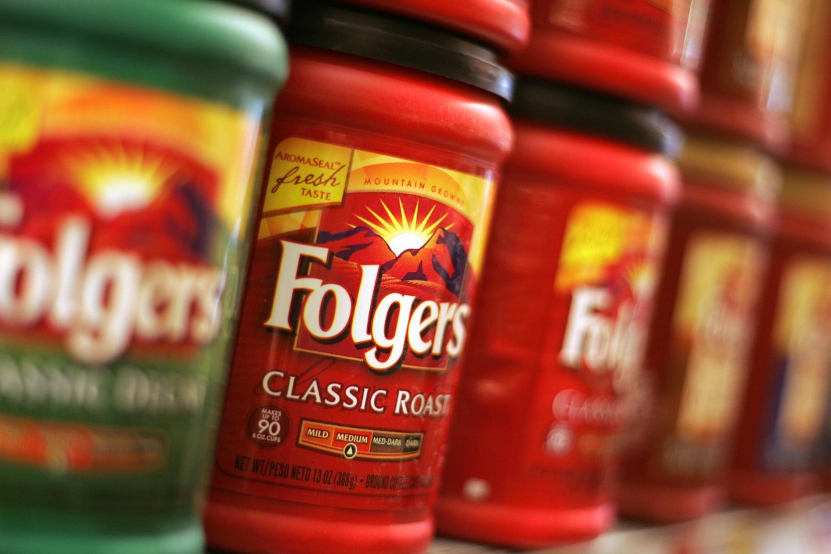 Auctioneer Makes Astonishing Cash Discovery In Donated Folgers Coffee