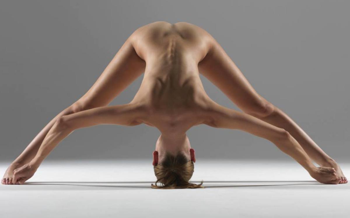 Flexible nude