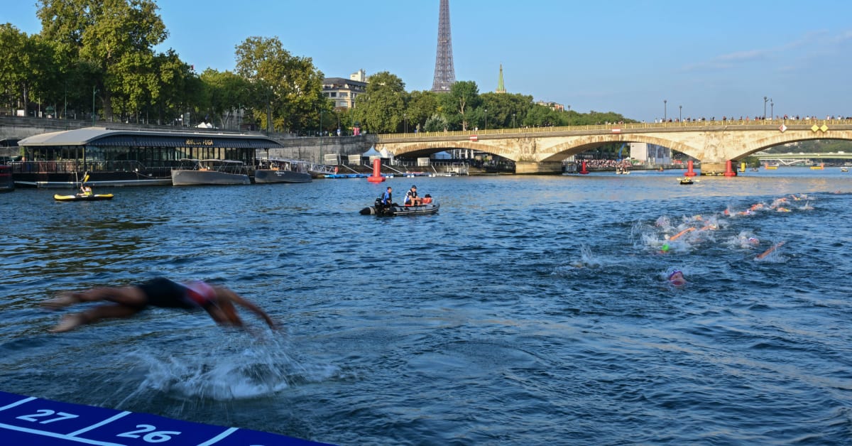 Paris 2024 Olympic Hopefuls Swim in the Seine for First Tests - Men's ...