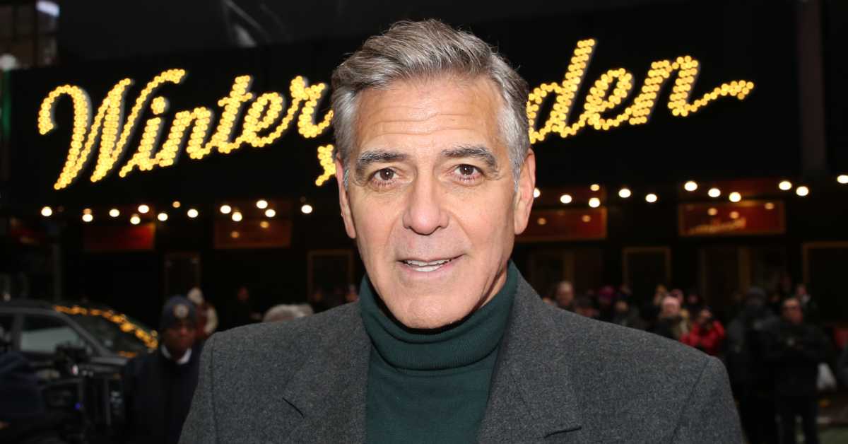 George Clooney Turns Heads in the Big Apple but Fans Aren't Impressed ...