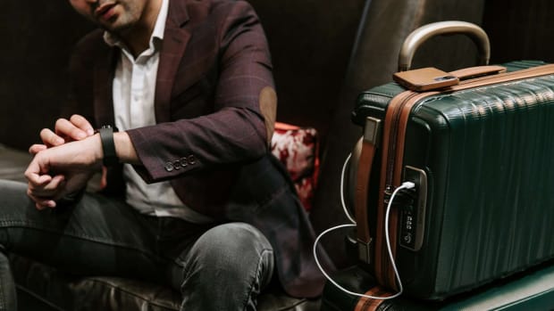 Mens Luxury LuggageMen's Best Carry On Luggage, Luxury Travel Bag &  Accessories