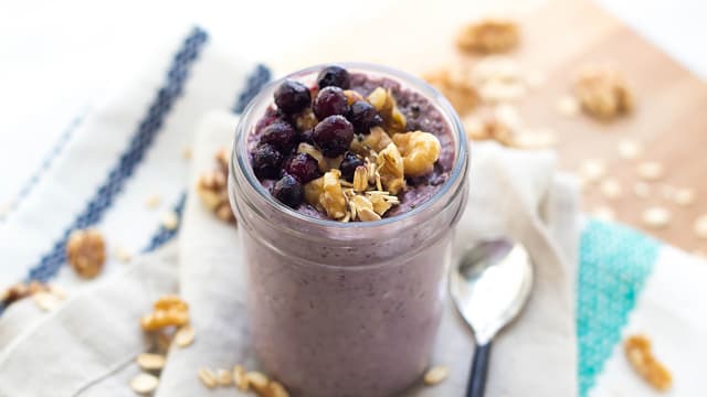 blueberry walnut overnight oats