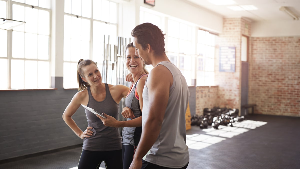 Is It Ever Ok to Hit on a Woman at the Gym? Yes, Here's How. - Men's Journal