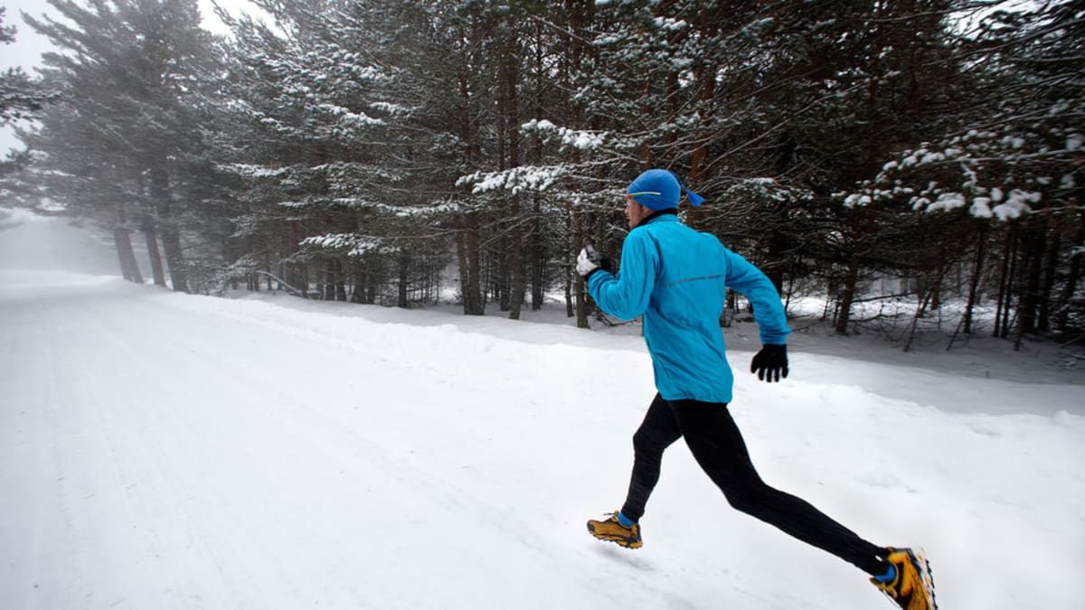 The Essential Winter Running Tips & Gear