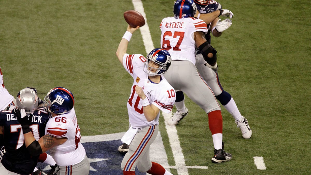 Rough Day for Manning and the Giants - The New York Times