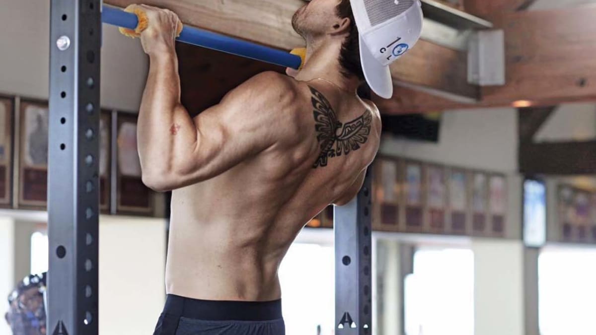 10 Questions for the Australian Guy Who Just Set the Pullup World