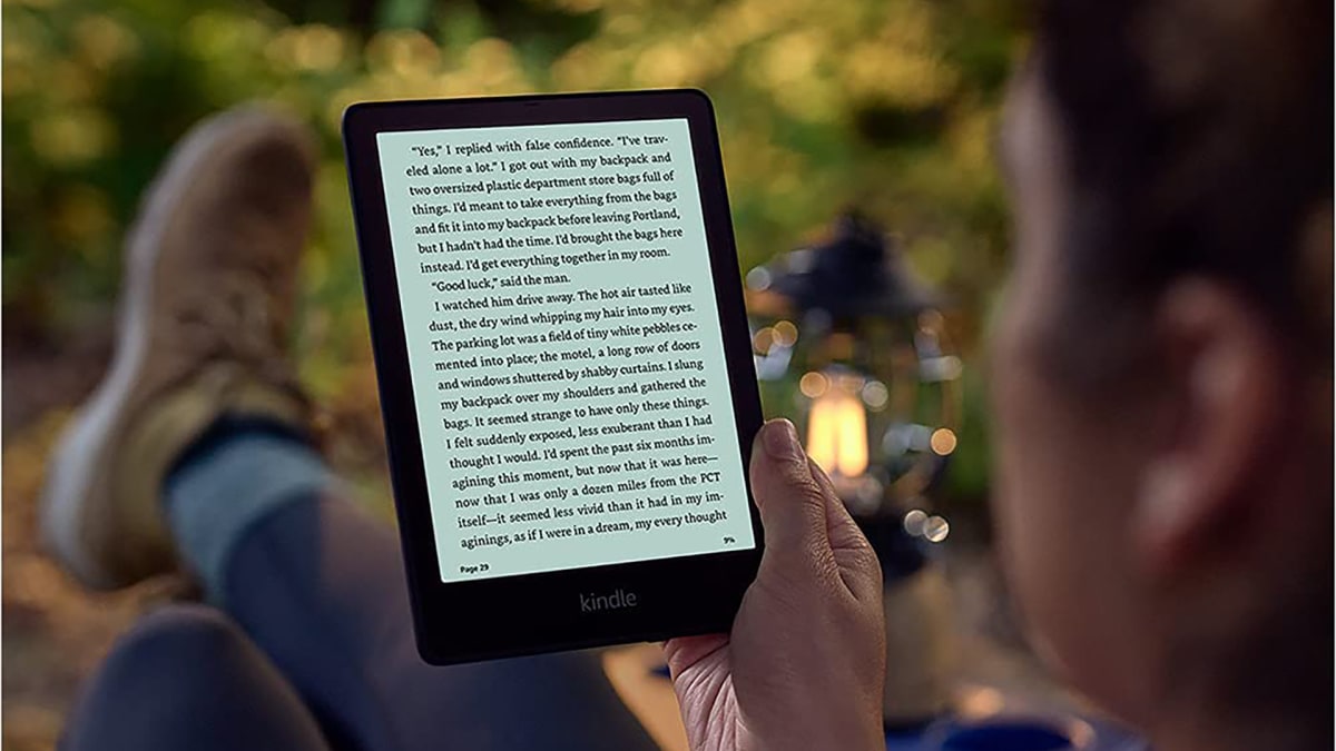 Bring a Library With You Wherever You Go With a Kindle Paperwhite