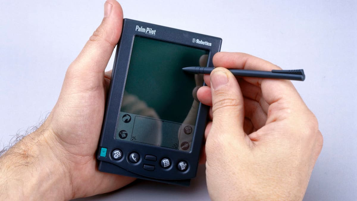 70MM 'Oppenheimer' Prints Are Controlled By a PalmPilot