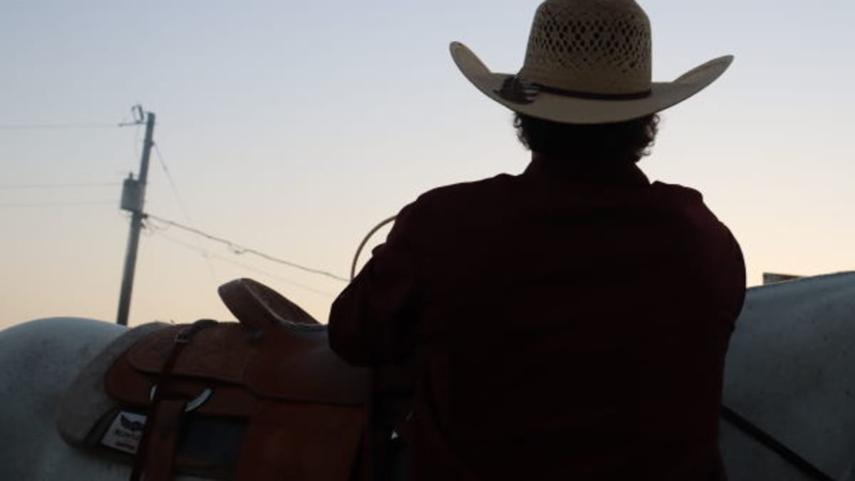 Unwritten Rules: Cowboy Hat Customs for Rookies - Horse Rookie
