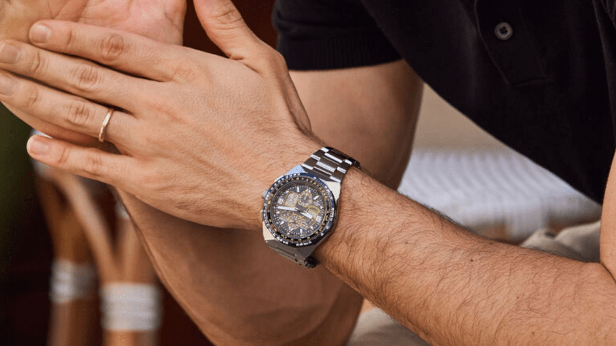 Citizen CZ Smart Hybrid Watch Review - Men's Journal