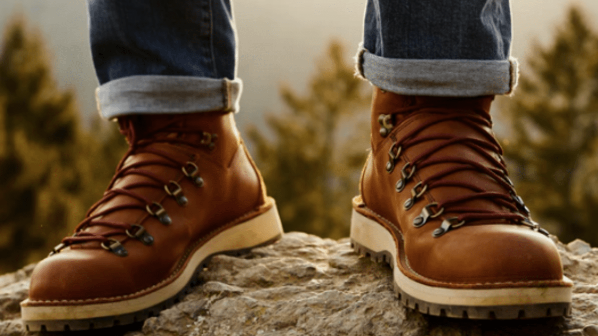 Danner on sale mountain pass