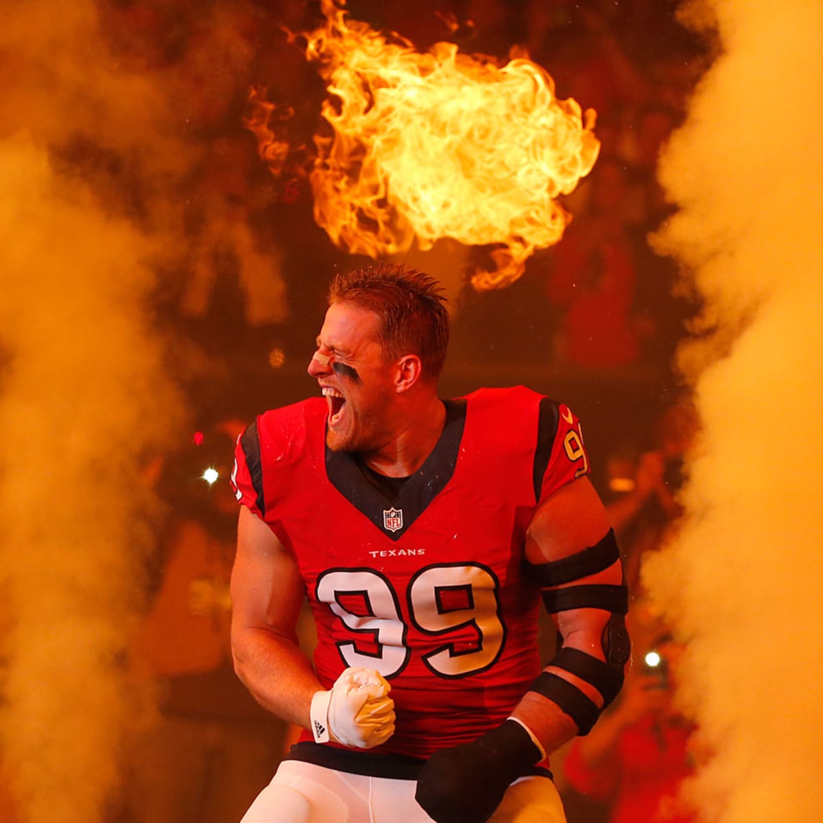 NFL Training: 15 Ways J.J. Watt Trains for Football Domination - Men's  Journal