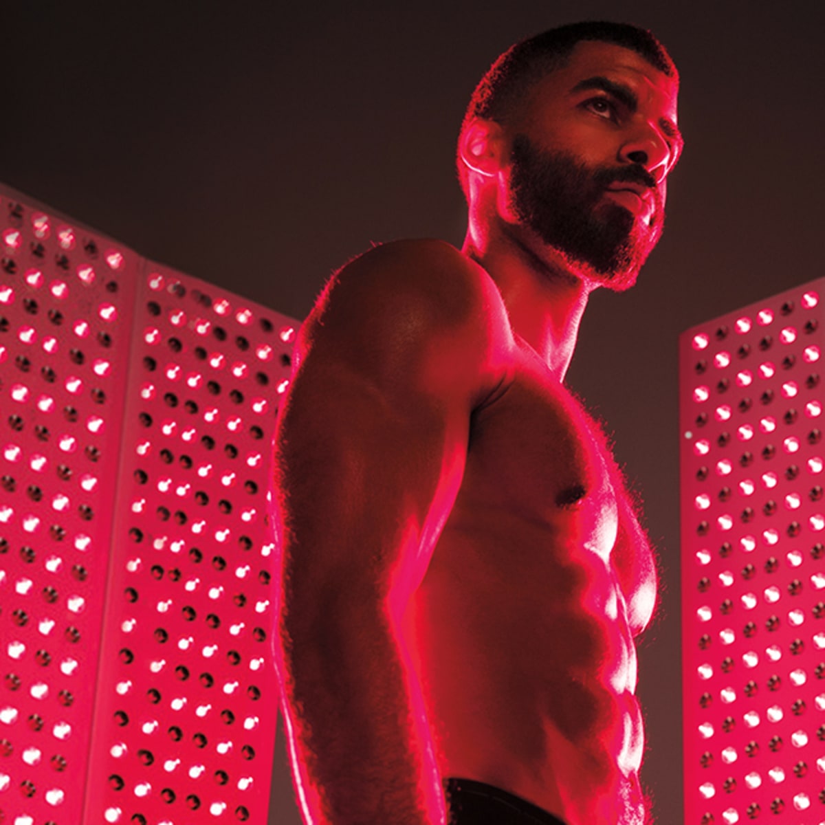 How to Achieve Bombshell Fitness with Red Light Therapy