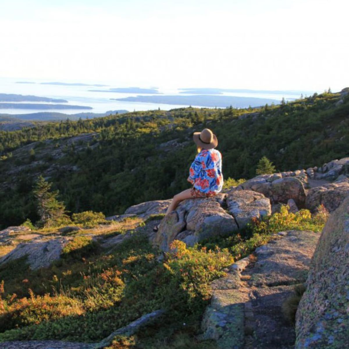 Stylish Hiking Outfit for Acadia National Park & Bar Harbor, Maine - Styled  by Science