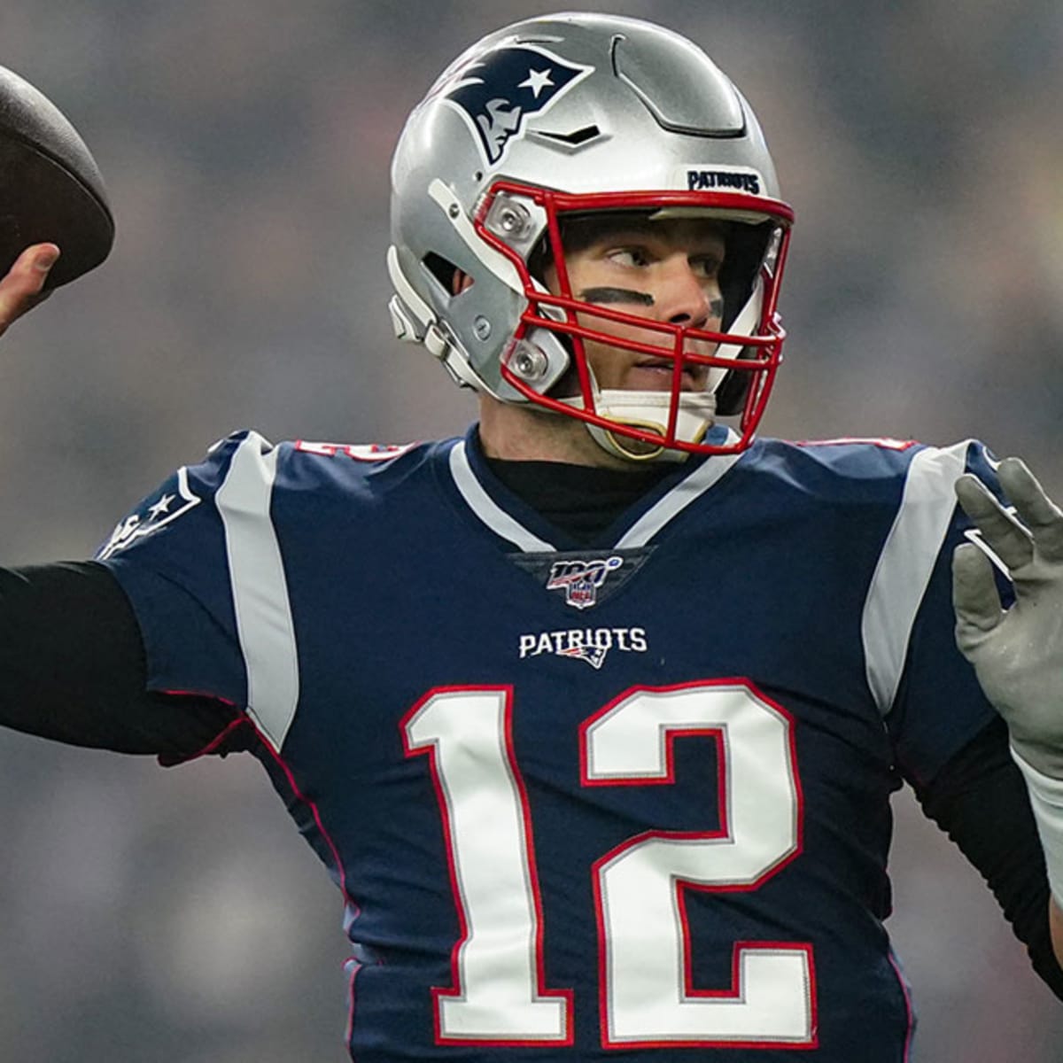 Tom Brady (calf) misses Patriots practice; reportedly will play