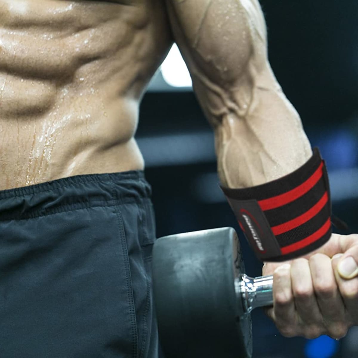 These 7 Weight Lifting Accessories Will Seriously Improve Your Max