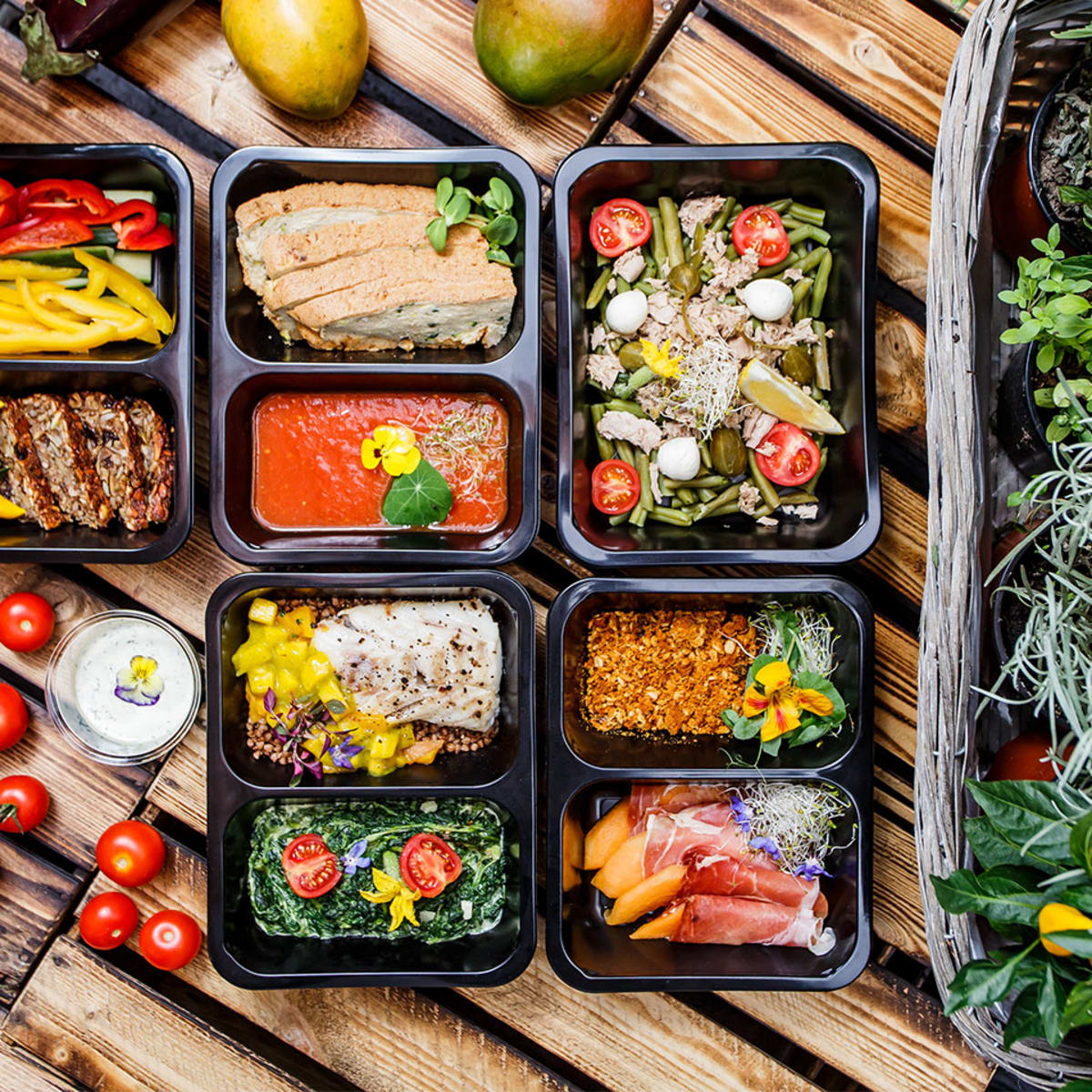 5 Meal Prep Strategies From a Guy Who Does It For a Living