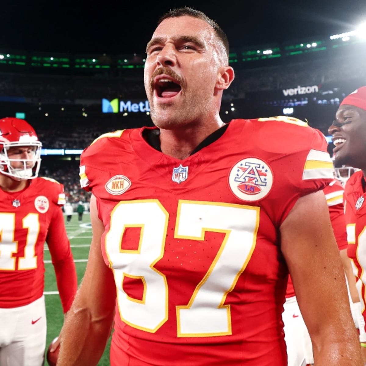 NFL_ Kansas''City''Chiefs''Men Travis Kelce #87 Patrick Mahomes