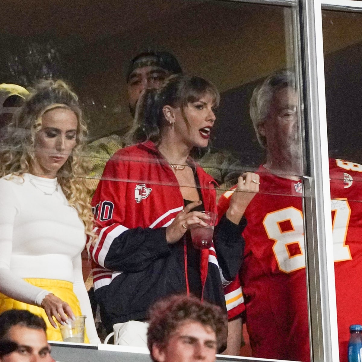 Padecky: NFL all in on Taylor Swift-Travis Kelce pairing