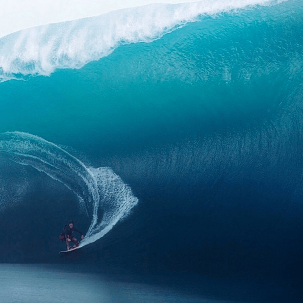 Teahupoo wave clearance