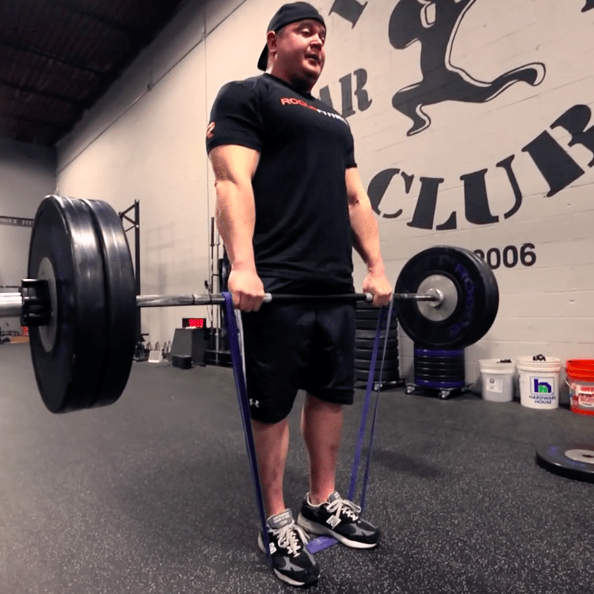 Squat bar discount for resistance bands