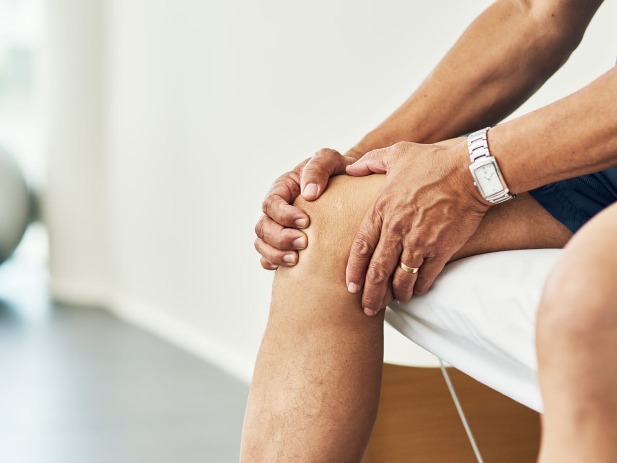 How Athletes Use Electrotherapy For Pain Management - BioWave