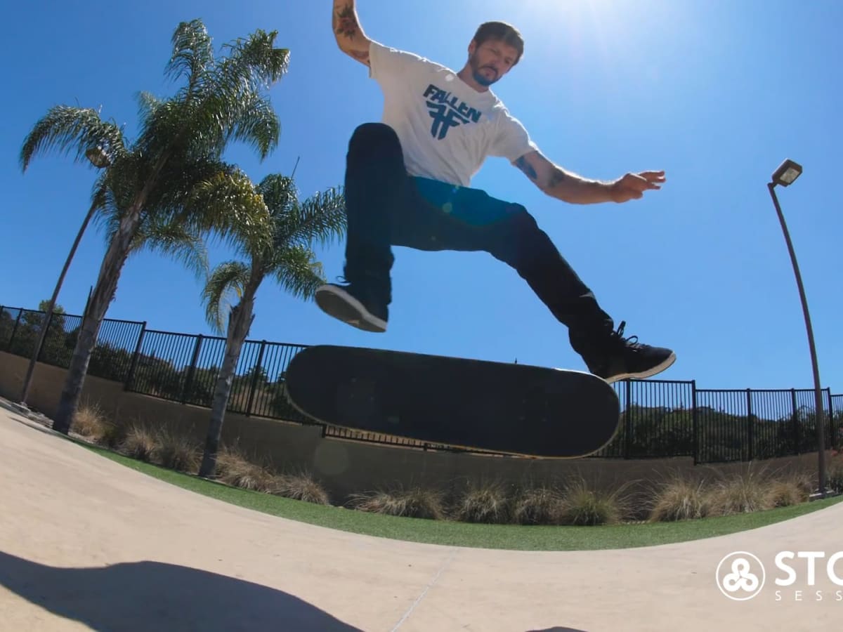 How To: Kickflip - Skateboard Trick Tip