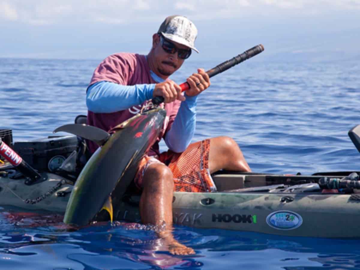 My dad was slaying Lings today kayak fishing with a hand line spool off the  Sonoma coast : r/Fishing