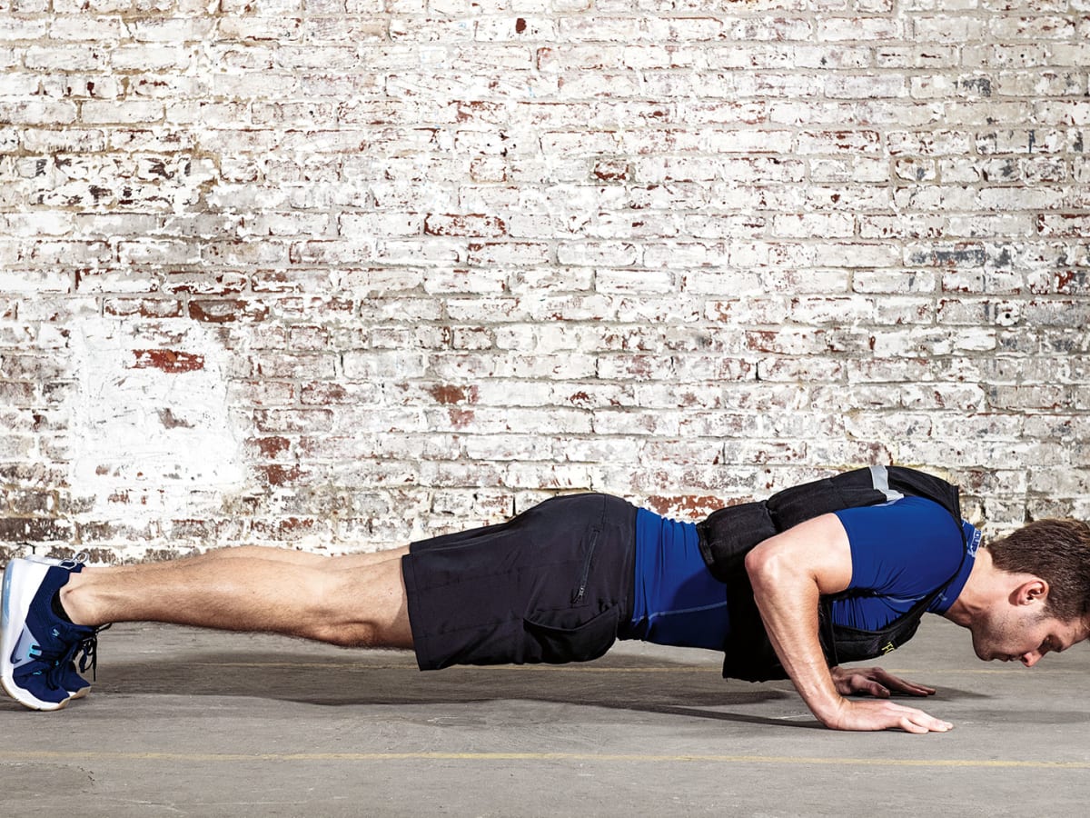 How to Do a Handstand Push-up, According to CrossFit Coaches. Nike CA