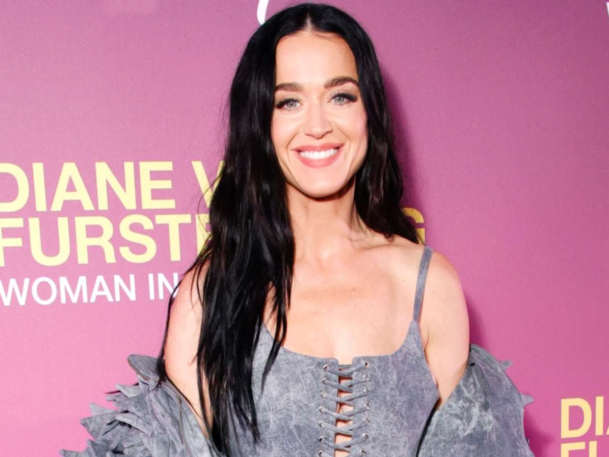 Katy Perry Blowjob Porn Captions - Katy Perry Sizzles in Barely-There Fourth of July Look - Men's Journal