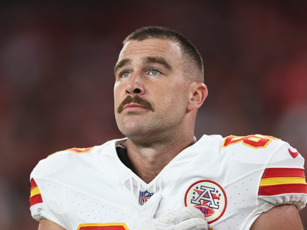 WATCH: Ian Eagle makes funny Taylor Swift reference after Travis Kelce  scores TD for Chiefs vs. Jaguars