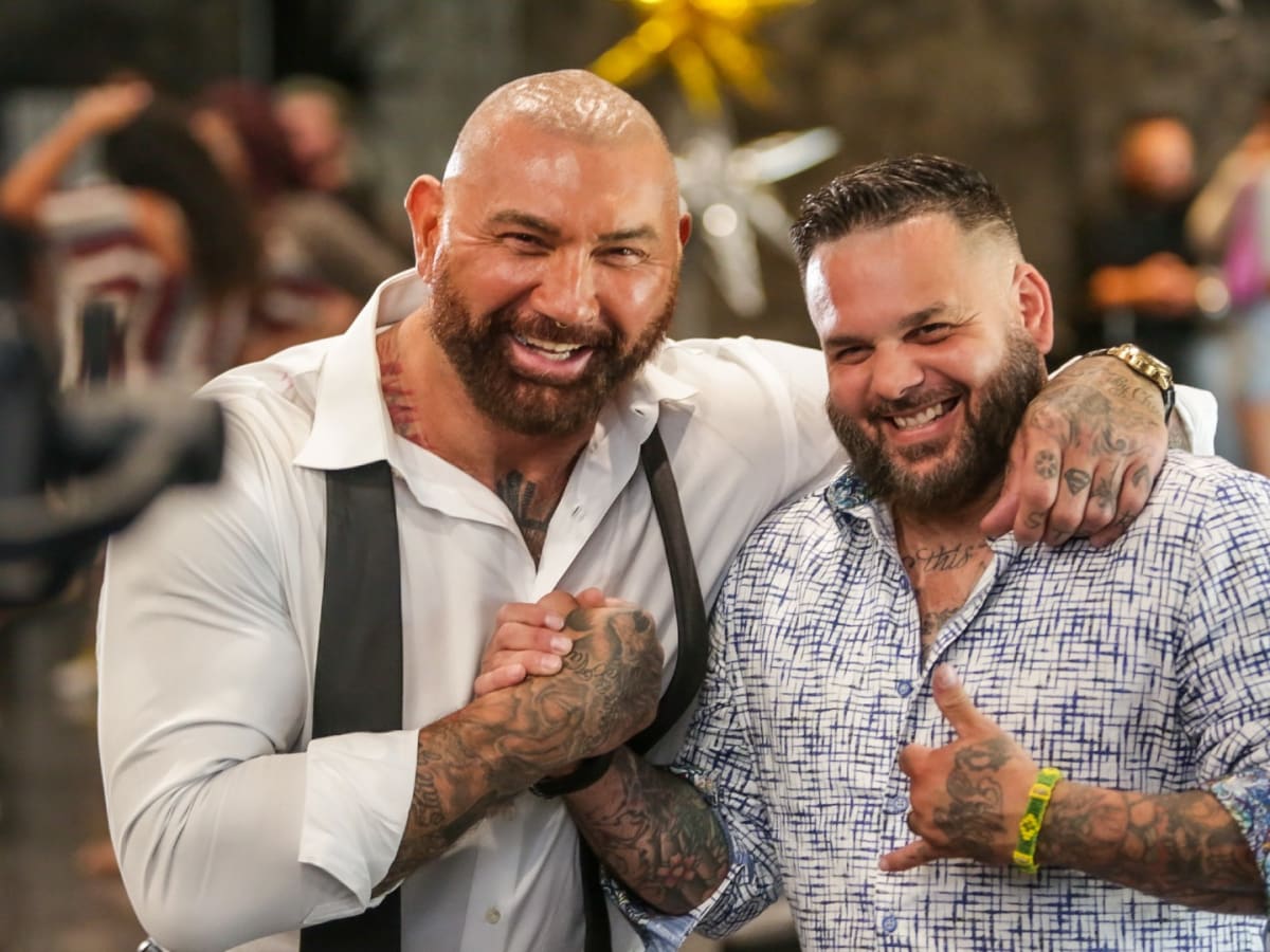 Real talk with @Dave Bautista : how to MOTIVATE yourself in the gym.