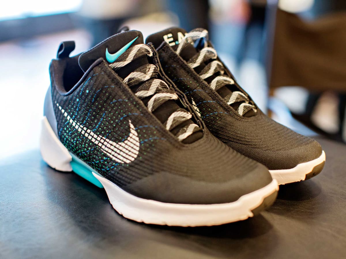 Nike HyperAdapt 1.0 review: What it's like to wear self-lacing 'Back ...