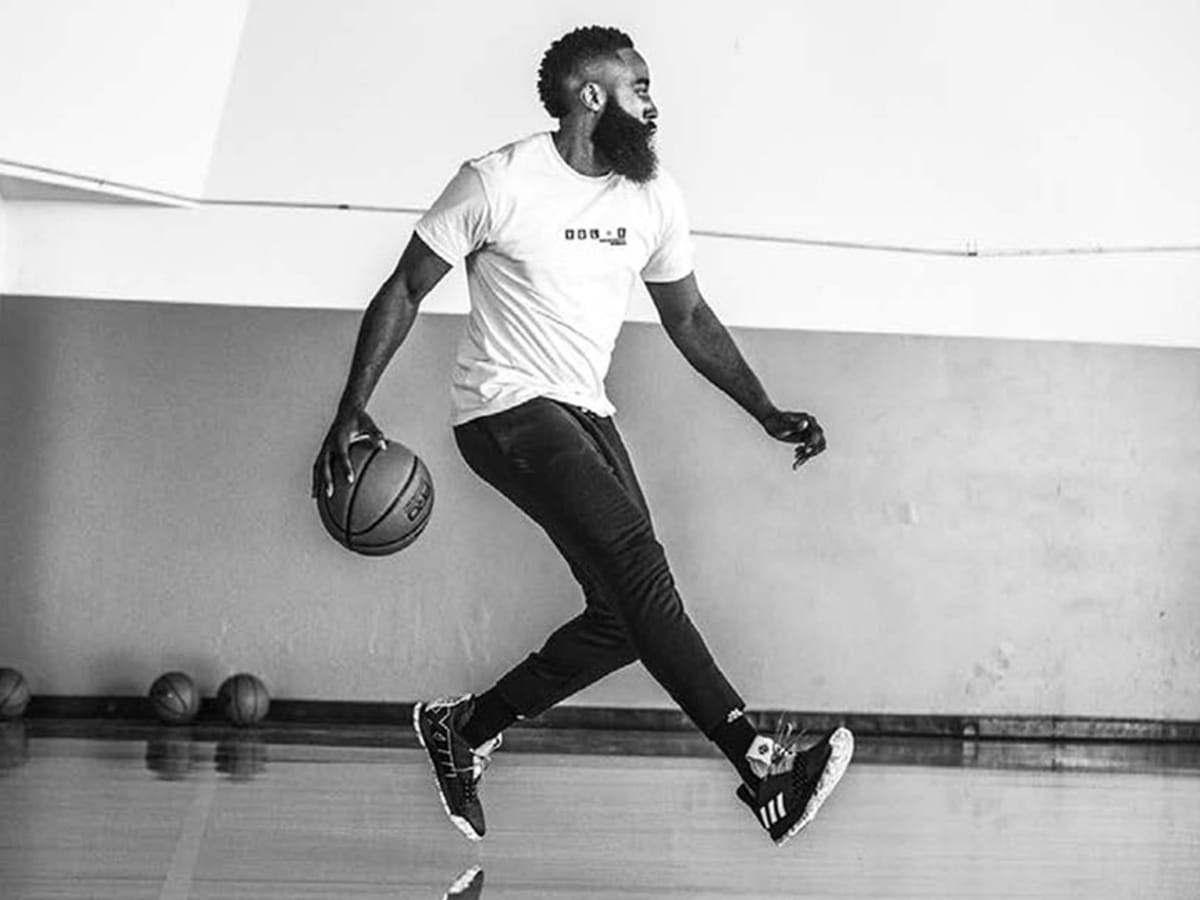 Harden vol 3 cheap on court