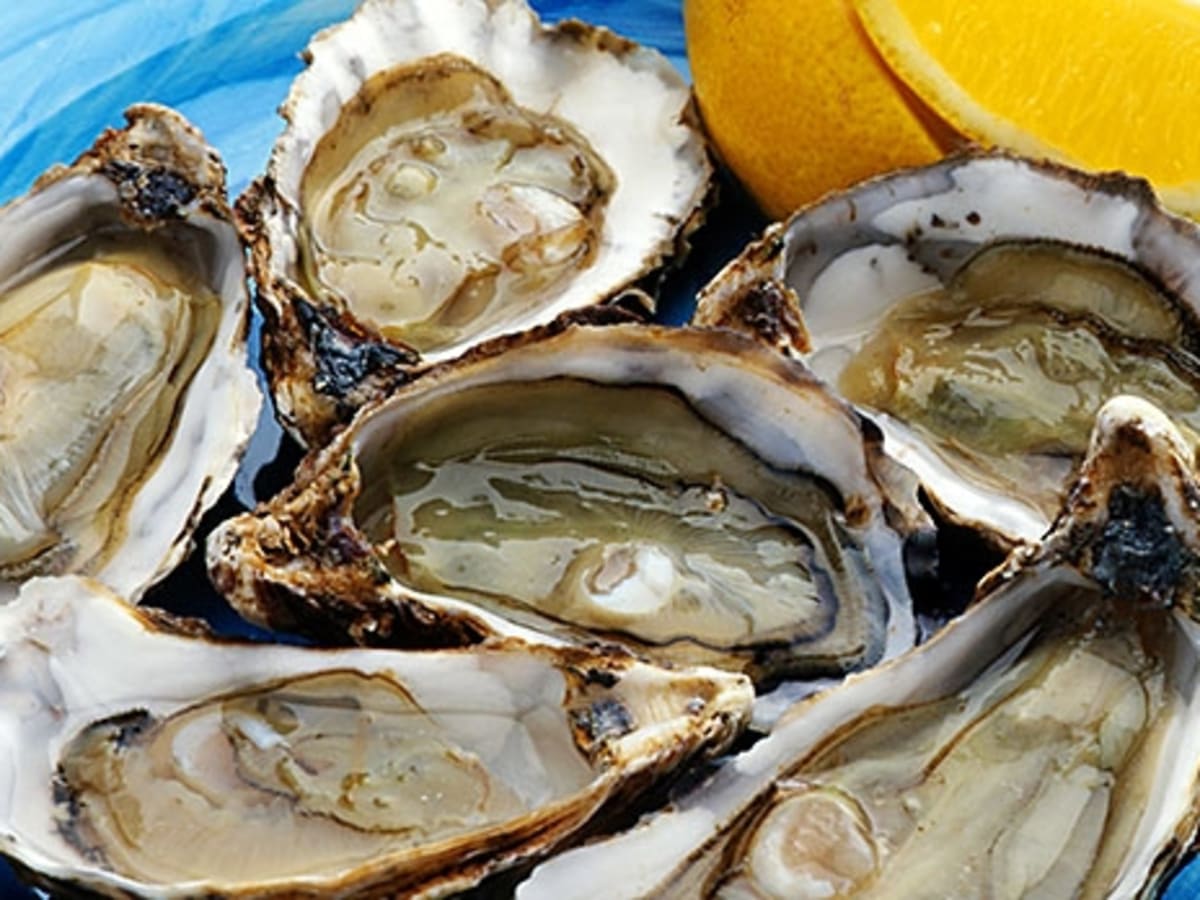 How to get the Most out of Your Summer Oysters Men s Journal