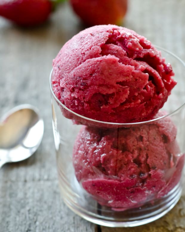 Recipe: How to Make Blueberry Protein Ice Cream - Men's Journal