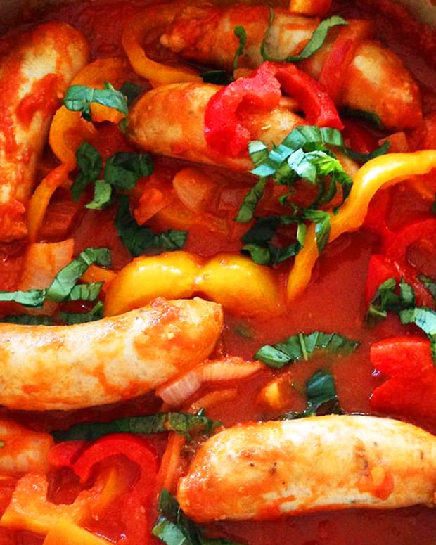 Recipe How to Make Chicken Sausage and Peppers Men's Journal