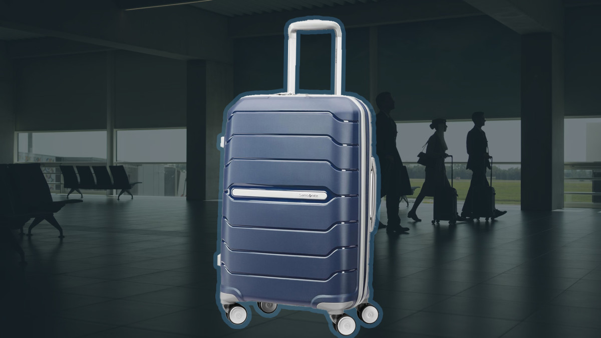 Amazon's No. 1 Bestselling Carry-on Suitcase With 10,000+ 5-Star Ratings Is $60 Off Right Now