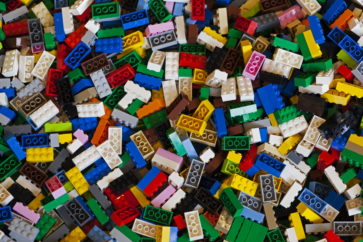 Police Find $200,000 Worth of Stolen LEGOs in Raid of Toy Theft Ring