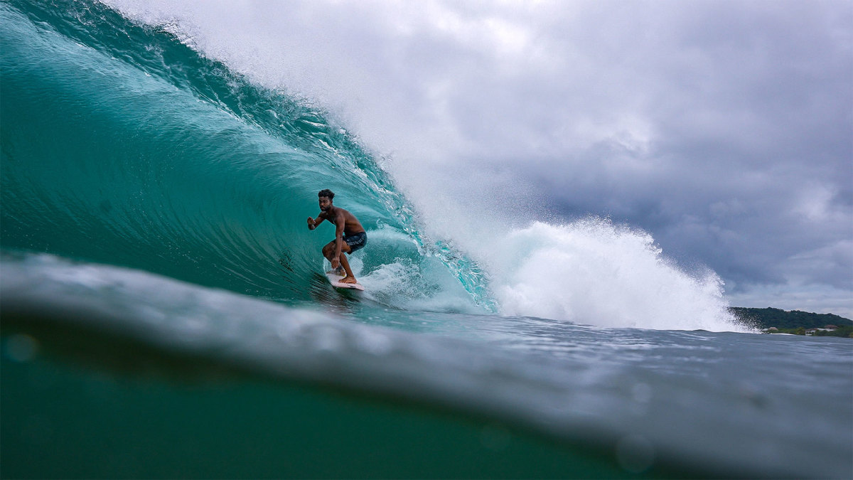 These 5 Simple Surfing Steps Will Help You Ride Your First Wave