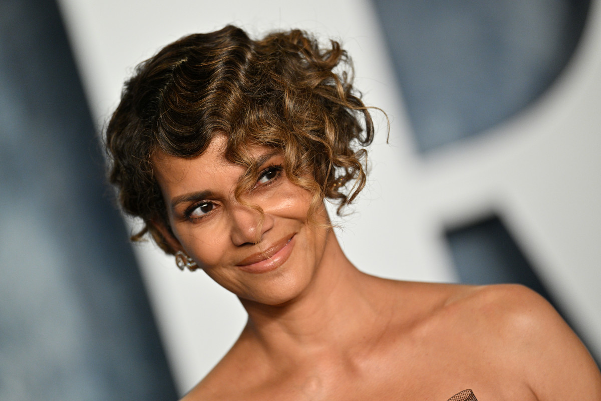 Halle Berry Sizzles in Sweaty Gravity-Defying Workout