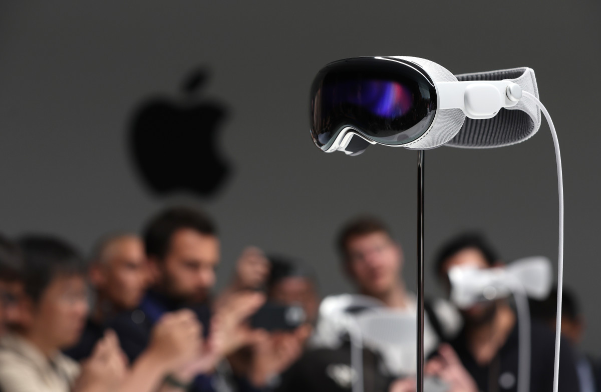 Apple Announces Release Date, Preorder Info for Pricey Vision Pro Headset