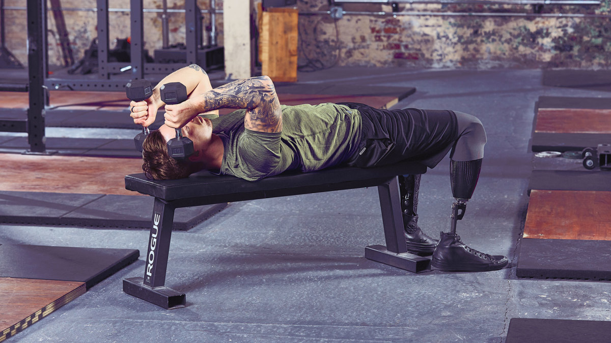 How to Do Skull Crushers, the Ultimate Triceps Power Move