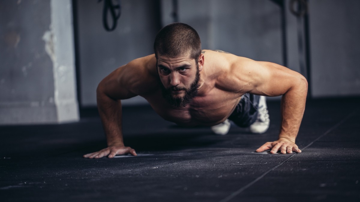 10 Best Bodyweight Triceps Exercises to Work Your Arms to Exhaustion