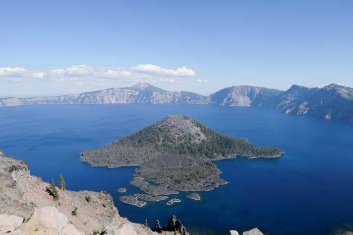 5 of the Most Breathtaking Runs in Crater Lake National Park - Men's ...