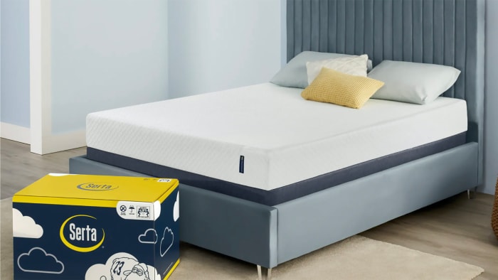 how-to-pick-a-mattress-if-your-partner-tosses-and-turns-all-night-men