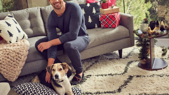 Start The New Year In Comfort With The Michael Strahan Loungewear 