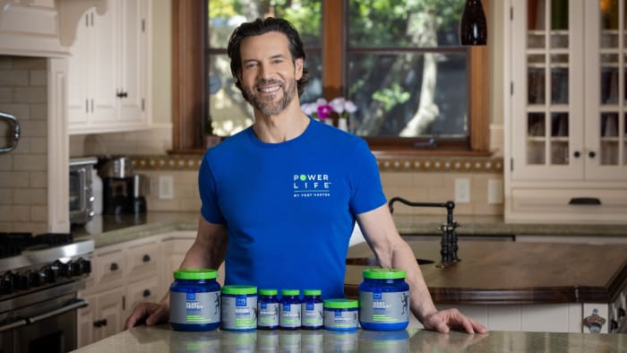 Tony Horton S Supplements Help To Build Muscle Over 60 Men S Journal   Tonyhortonmain 