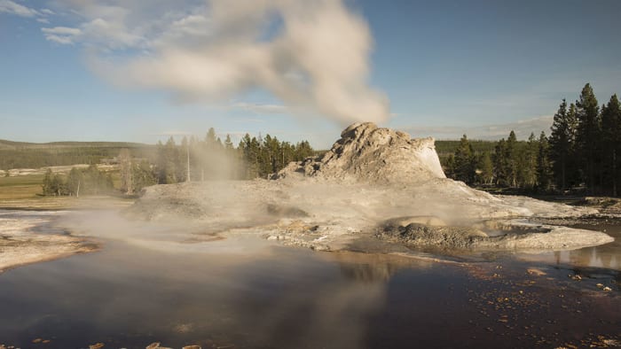 Yellowstone's Steamboat Geyser Set A New Record For Eruptions In 2019 ...