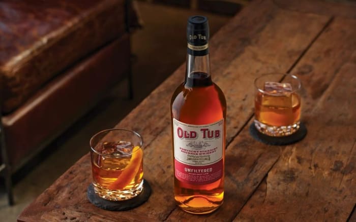 10 Best Bottled-in-Bond Bourbon To Drink Now | Men's Journal - Men's ...